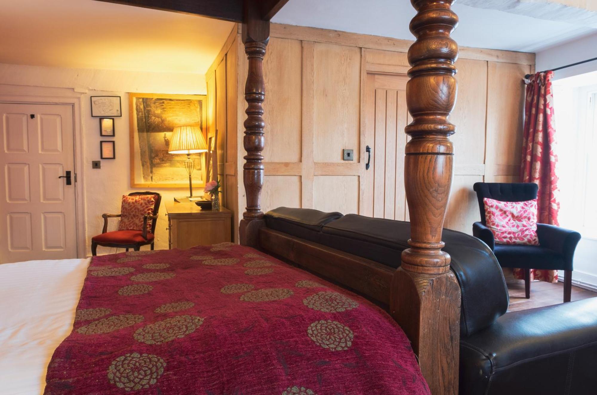 אברגאבני Kings Arms Hotel מראה חיצוני תמונה