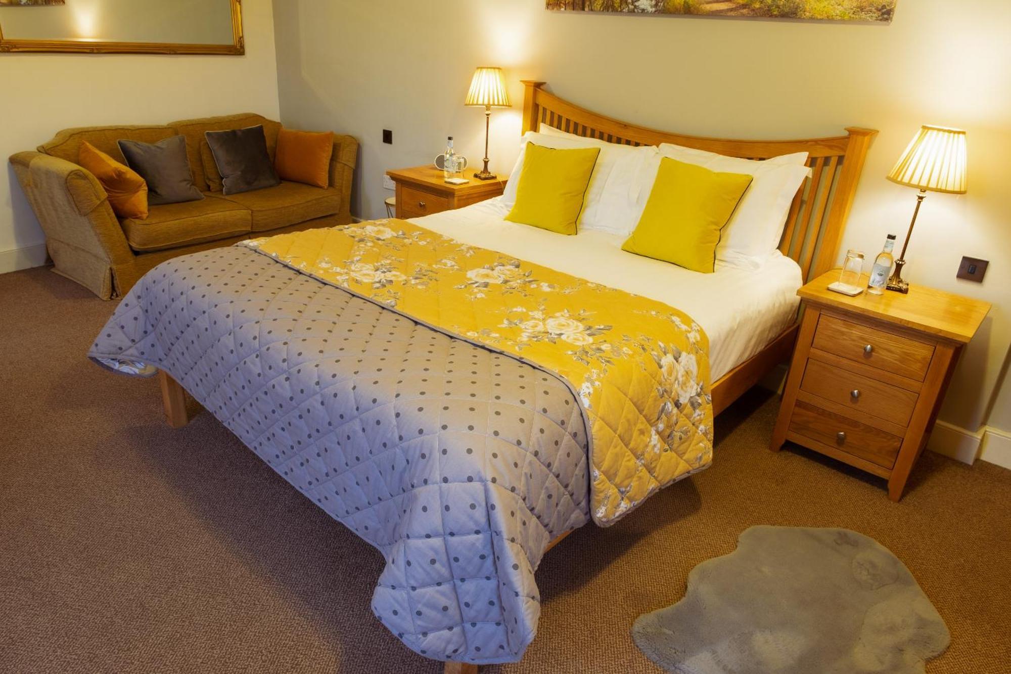 אברגאבני Kings Arms Hotel חדר תמונה